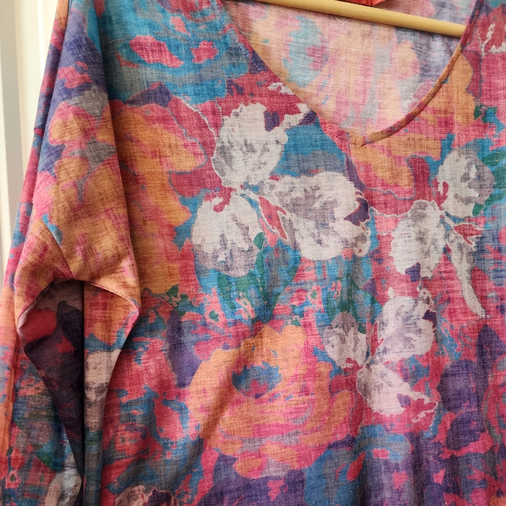 PrAna Small Boho Floral Print V-neck Dolman Top - Picture 3 of 10